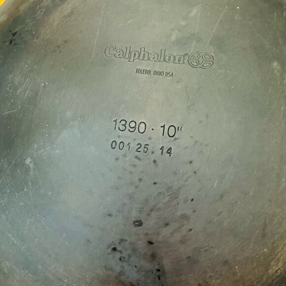 Calphalon 1390 10" Heavy Duty Professional Hard Anodized Nonstik Fry Pan Skillet - Picture 4 of 4